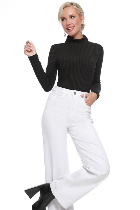 318247 DStrend Turtleneck